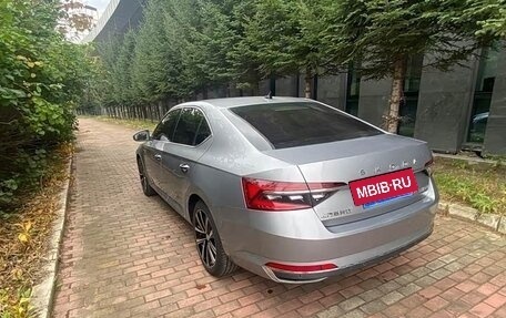 Skoda Superb III рестайлинг, 2023 год, 2 165 000 рублей, 5 фотография