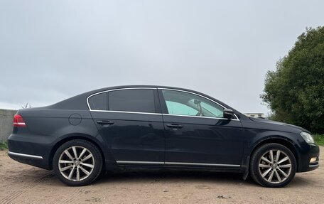 Volkswagen Passat B7, 2011 год, 650 000 рублей, 2 фотография
