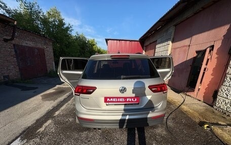 Volkswagen Tiguan II, 2020 год, 2 340 000 рублей, 4 фотография