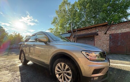 Volkswagen Tiguan II, 2020 год, 2 340 000 рублей, 11 фотография