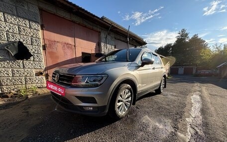 Volkswagen Tiguan II, 2020 год, 2 340 000 рублей, 12 фотография