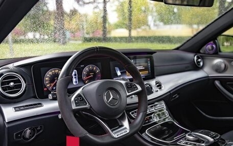 Mercedes-Benz E-Класс AMG, 2017 год, 3 890 000 рублей, 16 фотография