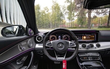 Mercedes-Benz E-Класс AMG, 2017 год, 3 890 000 рублей, 26 фотография