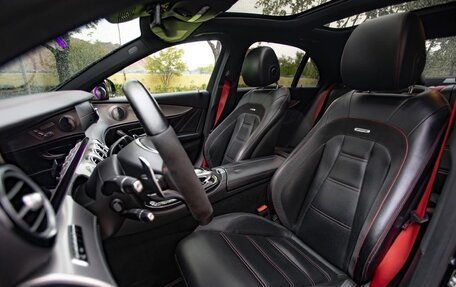 Mercedes-Benz E-Класс AMG, 2017 год, 3 890 000 рублей, 28 фотография