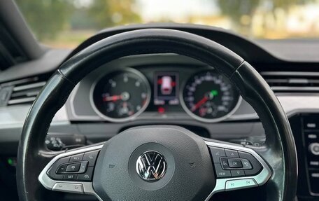 Volkswagen Passat B8 рестайлинг, 2020 год, 1 930 000 рублей, 6 фотография