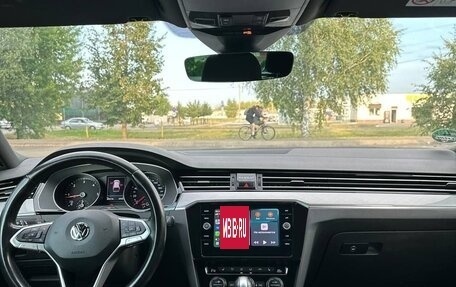 Volkswagen Passat B8 рестайлинг, 2020 год, 1 930 000 рублей, 4 фотография