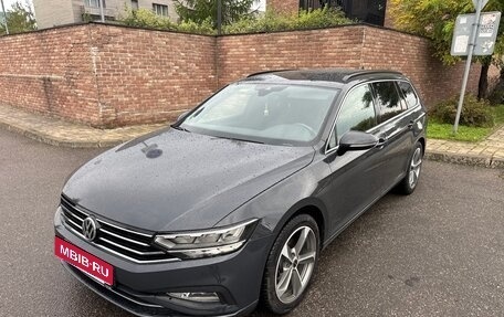 Volkswagen Passat B8 рестайлинг, 2020 год, 1 930 000 рублей, 8 фотография