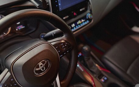 Toyota Corolla, 2022 год, 1 800 000 рублей, 6 фотография