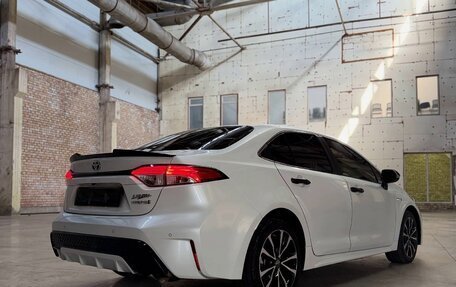 Toyota Corolla, 2022 год, 1 800 000 рублей, 3 фотография