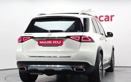 Mercedes-Benz GLE, 2023 год, 8 070 000 рублей, 2 фотография