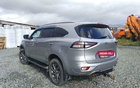 Isuzu MU-X, 2021 год, 4 405 000 рублей, 3 фотография