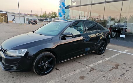 Volkswagen Jetta VI, 2013 год, 1 240 000 рублей, 8 фотография