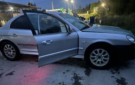 Hyundai Sonata IV рестайлинг, 2006 год, 350 000 рублей, 1 фотография