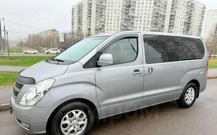 Hyundai Grand Starex Grand Starex I рестайлинг 2, 2011 год, 1 350 000 рублей, 1 фотография