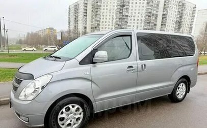 Hyundai Grand Starex Grand Starex I рестайлинг 2, 2011 год, 1 350 000 рублей, 1 фотография
