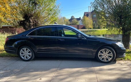 Mercedes-Benz S-Класс, 2012 год, 2 500 000 рублей, 2 фотография