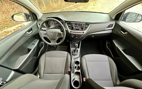 Hyundai Solaris II рестайлинг, 2017 год, 1 250 000 рублей, 8 фотография