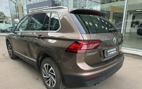 Volkswagen Tiguan II, 2018 год, 2 200 000 рублей, 6 фотография