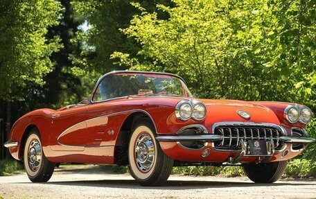 Chevrolet Corvette C1, 1960 год, 7 390 000 рублей, 6 фотография