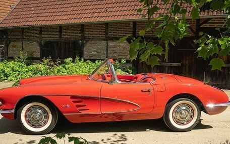 Chevrolet Corvette C1, 1960 год, 7 390 000 рублей, 7 фотография