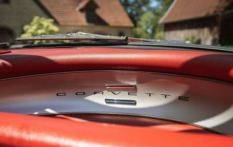 Chevrolet Corvette C1, 1960 год, 7 390 000 рублей, 33 фотография