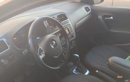 Volkswagen Polo VI (EU Market), 2016 год, 1 050 000 рублей, 8 фотография