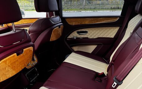 Bentley Bentayga I, 2021 год, 22 200 000 рублей, 3 фотография