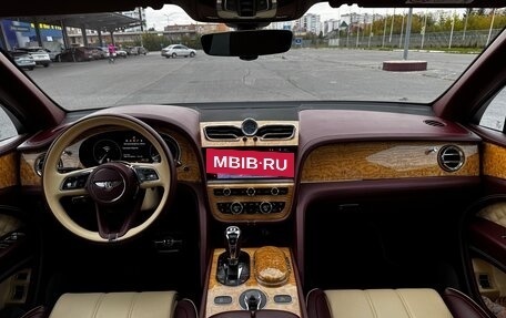 Bentley Bentayga I, 2021 год, 22 200 000 рублей, 2 фотография
