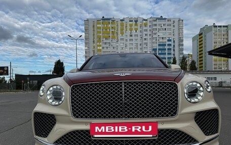 Bentley Bentayga I, 2021 год, 22 200 000 рублей, 13 фотография