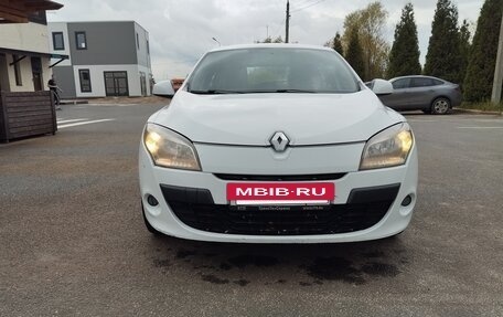 Renault Megane III, 2009 год, 520 000 рублей, 2 фотография