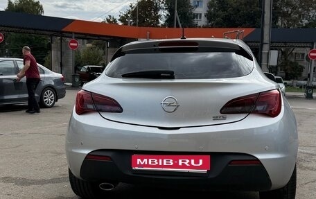 Opel Astra J, 2012 год, 600 000 рублей, 11 фотография