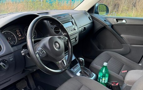 Volkswagen Tiguan I, 2012 год, 999 000 рублей, 2 фотография