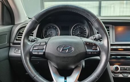 Hyundai Elantra VI рестайлинг, 2018 год, 1 370 000 рублей, 15 фотография