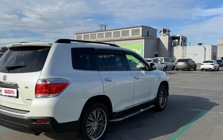 Toyota Highlander III, 2013 год, 2 900 000 рублей, 6 фотография