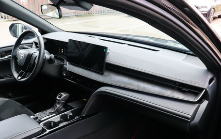 Toyota Camry, 2025 год, 4 097 000 рублей, 8 фотография