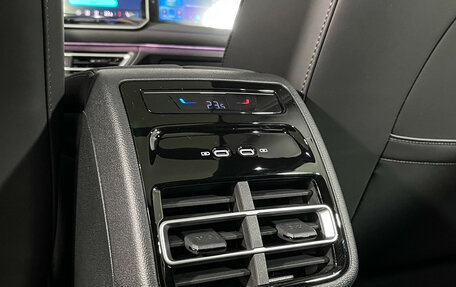 Volkswagen Tiguan, 2026 год, 5 250 000 рублей, 21 фотография