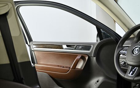 Volkswagen Touareg III, 2014 год, 2 255 000 рублей, 14 фотография