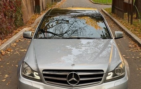 Mercedes-Benz C-Класс, 2012 год, 1 700 000 рублей, 1 фотография