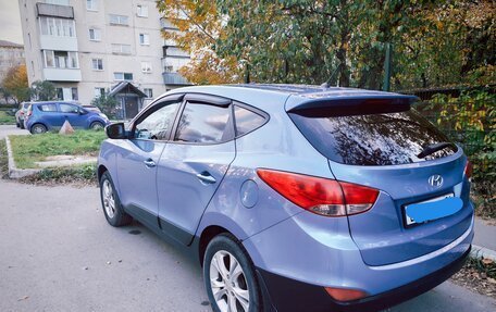Hyundai ix35 I рестайлинг, 2013 год, 1 000 000 рублей, 3 фотография