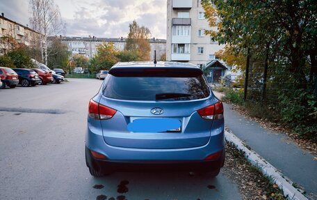 Hyundai ix35 I рестайлинг, 2013 год, 1 000 000 рублей, 4 фотография