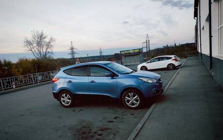 Hyundai ix35 I рестайлинг, 2013 год, 1 000 000 рублей, 6 фотография