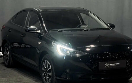 Hyundai Solaris II рестайлинг, 2022 год, 1 780 000 рублей, 3 фотография