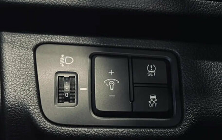 Hyundai Solaris II рестайлинг, 2022 год, 1 780 000 рублей, 20 фотография
