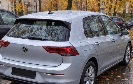 Volkswagen Golf VIII, 2022 год, 1 950 000 рублей, 3 фотография