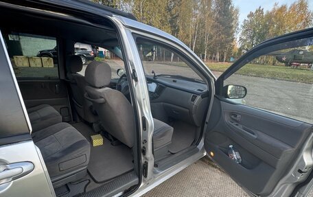 Mazda MPV II, 2005 год, 500 000 рублей, 10 фотография