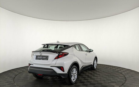 Toyota C-HR I рестайлинг, 2021 год, 2 740 000 рублей, 5 фотография