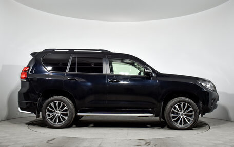 Toyota Land Cruiser Prado 150 рестайлинг 2, 2019 год, 4 446 985 рублей, 4 фотография