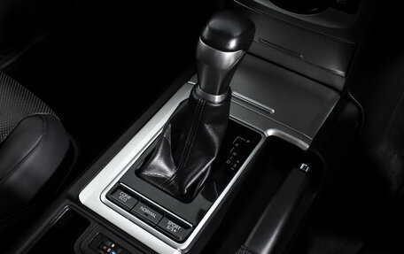 Toyota Land Cruiser Prado 150 рестайлинг 2, 2019 год, 4 446 985 рублей, 11 фотография