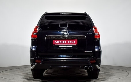 Toyota Land Cruiser Prado 150 рестайлинг 2, 2019 год, 4 446 985 рублей, 6 фотография