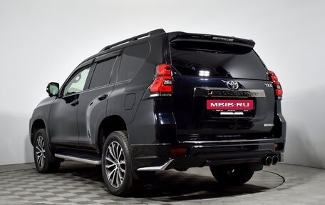Toyota Land Cruiser Prado 150 рестайлинг 2, 2019 год, 4 446 985 рублей, 7 фотография